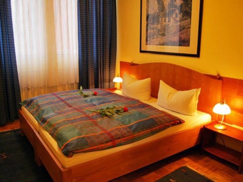Pension ABC Berlin Bagian luar foto